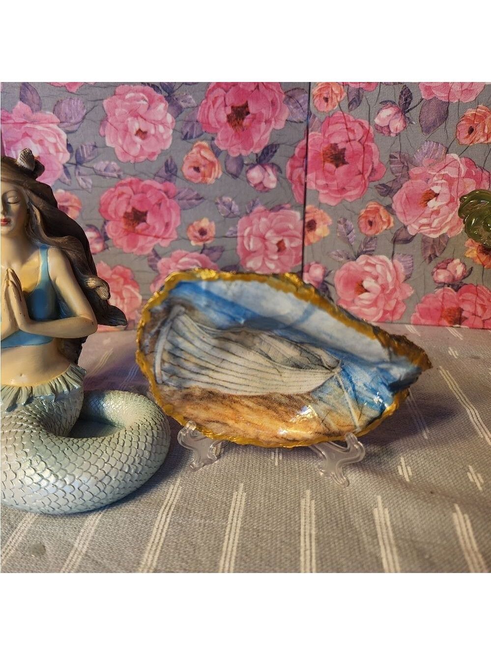 DECOUPAGE ROW BOAT ON A OYSTER SHELL